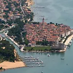 Marina Апартаменти