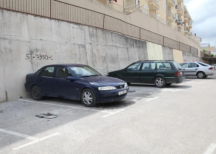 דירה Marina טרוגיר